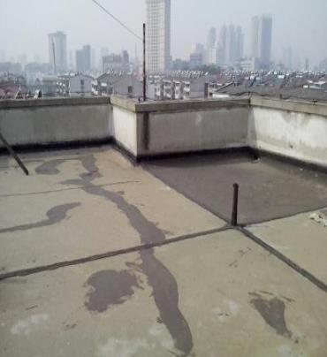 南宁漏水维修 楼顶漏水是什么原因，楼顶漏水维修方法是什么?